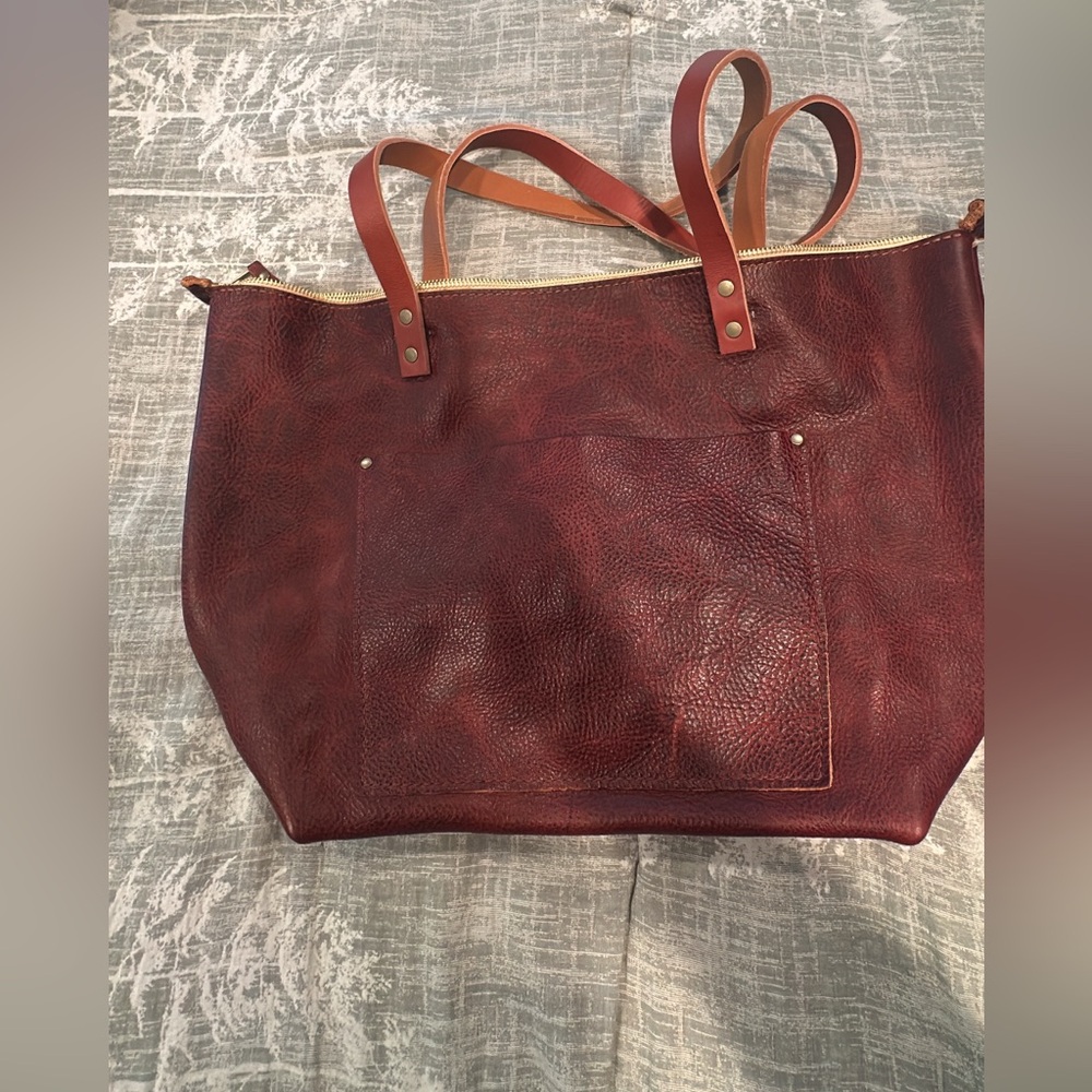 ❌❌ SOLD Cinnamon bear large zipper tote
